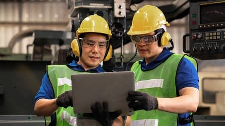 Waterfall vs Agile: Which Methodology Wins for AI MVP Development?